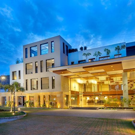 Hotel Divine Fort Palni Bagian luar foto