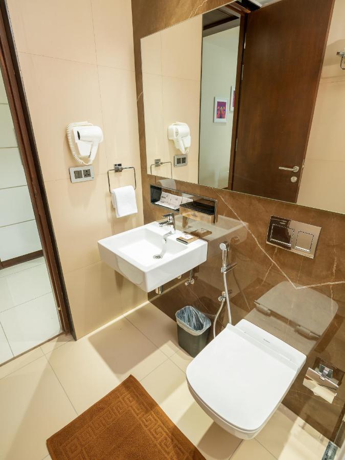 Hotel Divine Fort Palni Bagian luar foto