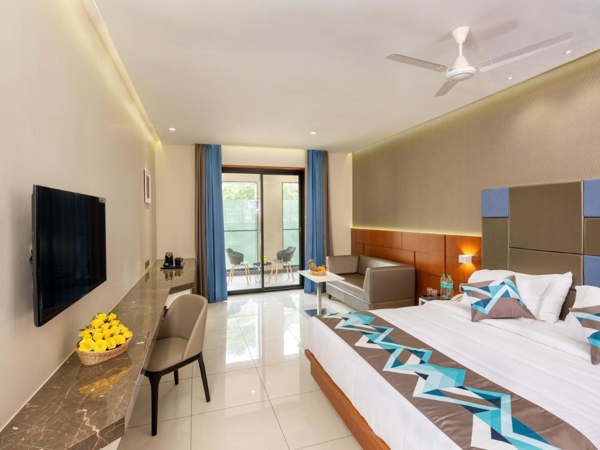 Hotel Divine Fort Palni Bagian luar foto